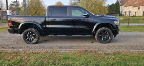 Dodge RAM 1500 V8 LARAMIE 5.7 HEMI 4X4 OFFROAD PAKIET - 4