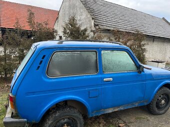 Lada Niva - 4