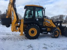 Zemní a výkopové práce traktorbagrem Jcb 3 CX+CAT301,8 - 4