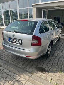 Škoda Octavia II Combi 1,6i Facelift - 4