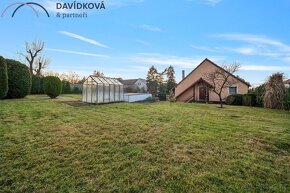 Vícegenerační dům se zahradou | 4+1 a 2+kk | pozemek 970 m2 - 4