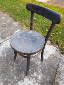 Dveře 75 cm, židle Thonet - 4