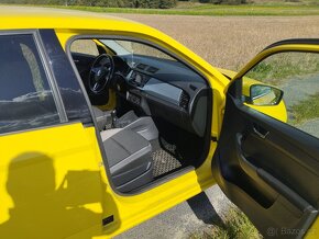 Škoda Fabia 3 Yellow VELMI HEZKÁ - 4