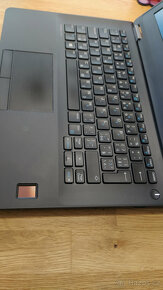 Dell Latitude E7270 - 4