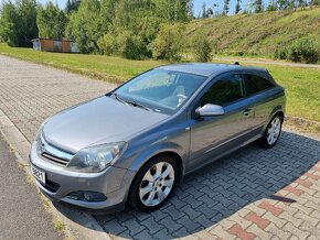 Opel Astra H GTC 1.9 110kw - 4