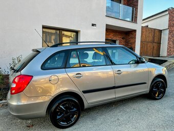 ŠKODA FABIA II COMBI 1.4i 16V 63KW •BOHATÁ VÝBAVA • NOVÁ STK - 4