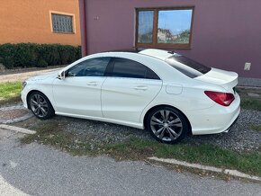 Mercedes - Benz CLA - 4