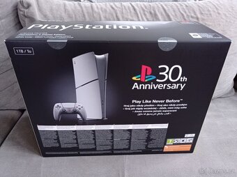 Playstation 5 30th anniversary limited edition - 4