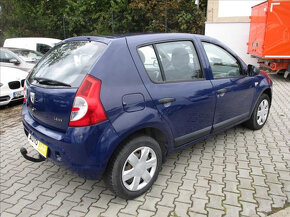 Dacia Sandero 1,2 16V KLIMA,TAŽNÉ ZAŘÍZENÍ - 4