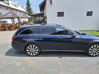 Mercedes-Benz E 220d 4Matic,AllTerrain,Tažné,Webasto,Kamera, - 4