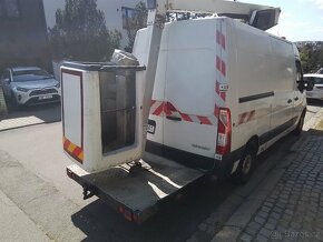 Plošina Renault Master dosáhne do 12m, do 3.5t - 4