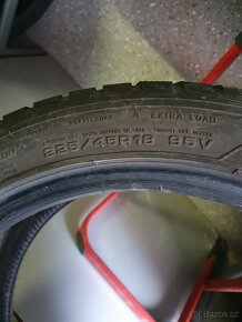 Goodyear 225/45 R18 Zimní gumy - 4