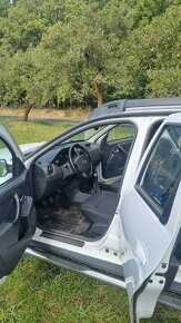 Dacia Duster 1,6 - 4