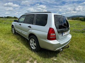 Subaru Forester 2,0Turbo - 4