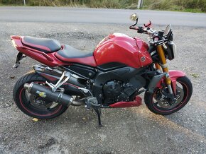 Yamaha FZ1 - 4