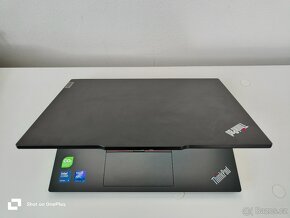 Lenovo ThinkPad E14 G6/16jádrový procesor Intel - Core Ultra - 4