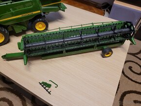 Bruder John Deere kombajn - 4