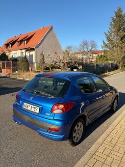 Peugeot 206+ benzin nová stk 4/2027 klimatizace - 4