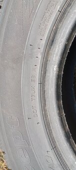 Pneu Hankook 205/75R15 - 4