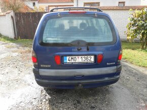 Renault Grand Espace 2.2dT - 4