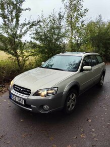 Subaru Outback 2.5i - 4