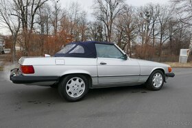 Mercedes-Benz 560 SL R107 1986r - 4