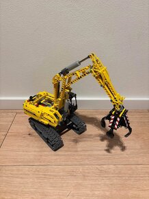 PRODANO LEGO Technic 42006 Bagr - 4