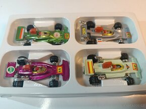 TINTOYS 4x formule  1/56 - 4