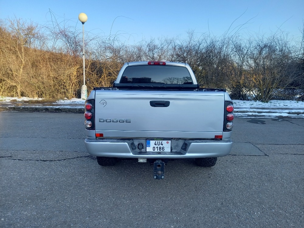 DODGE RAM 1500, r.v. 2002, AUTOMAT