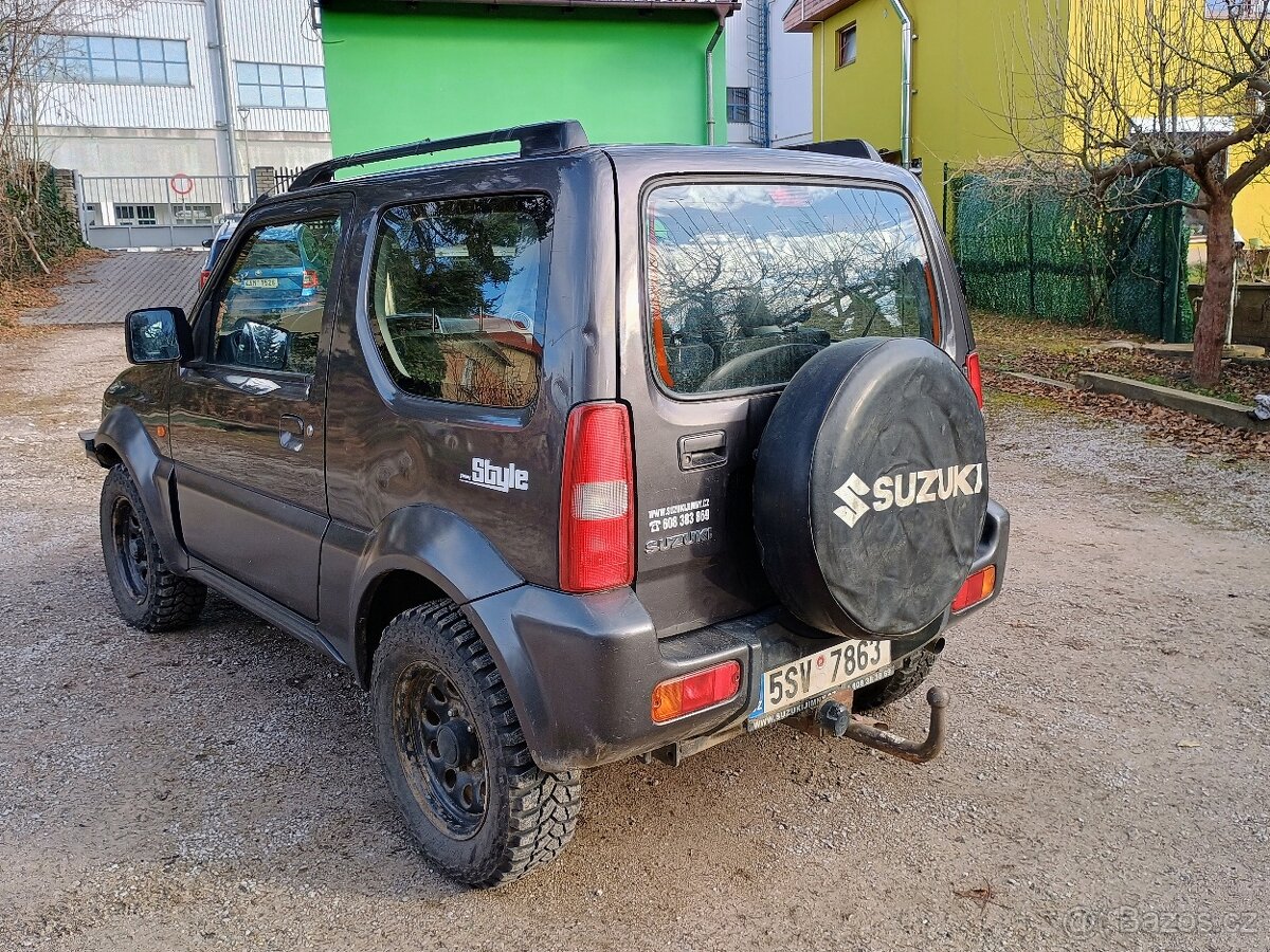 Suzuki Jimny 1.3 VVT STYLE Naviják Plná výbava