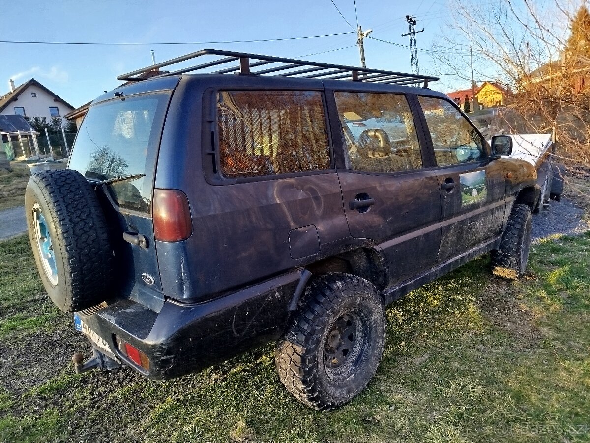 Ford Maverick 2.7 nafta 74kw - Nisan terrano