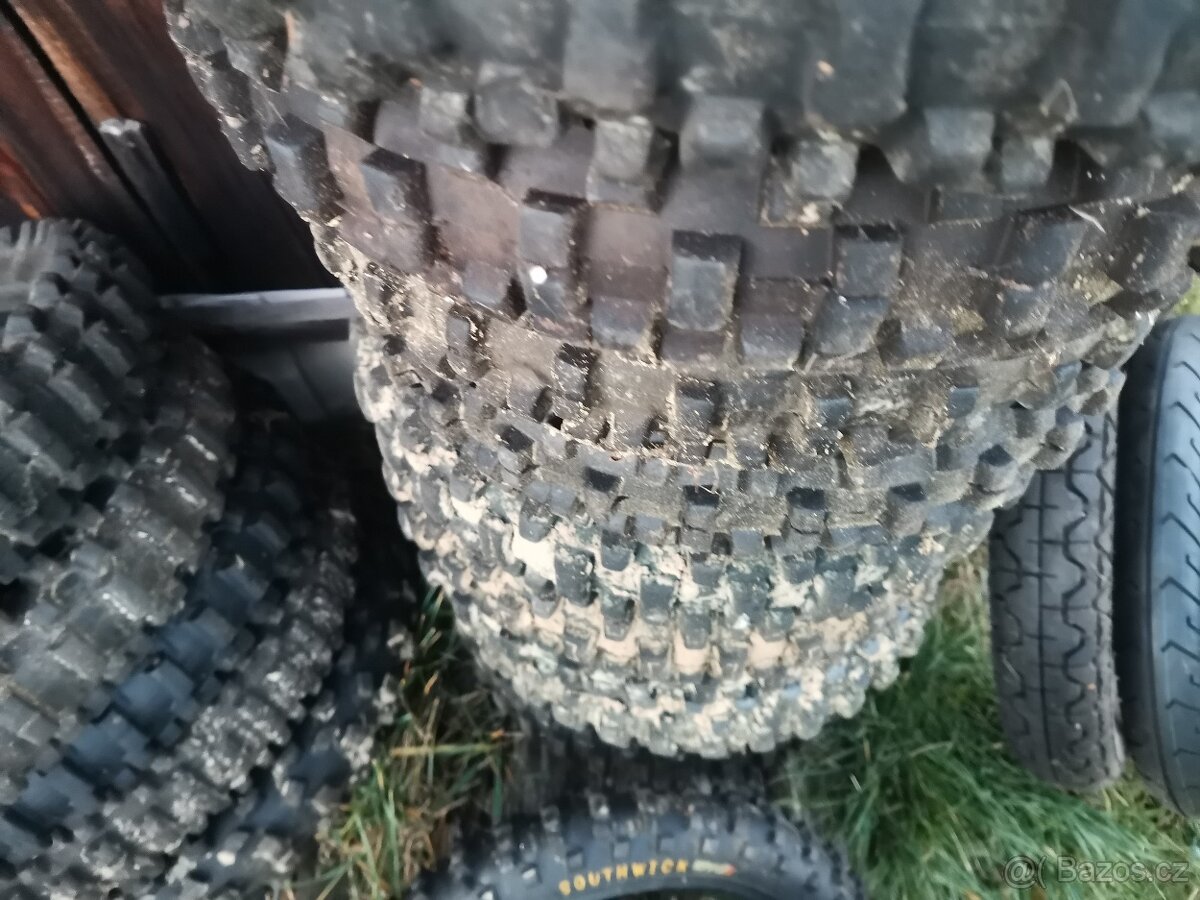 Pneumatiky 65ccm a 85 ccm