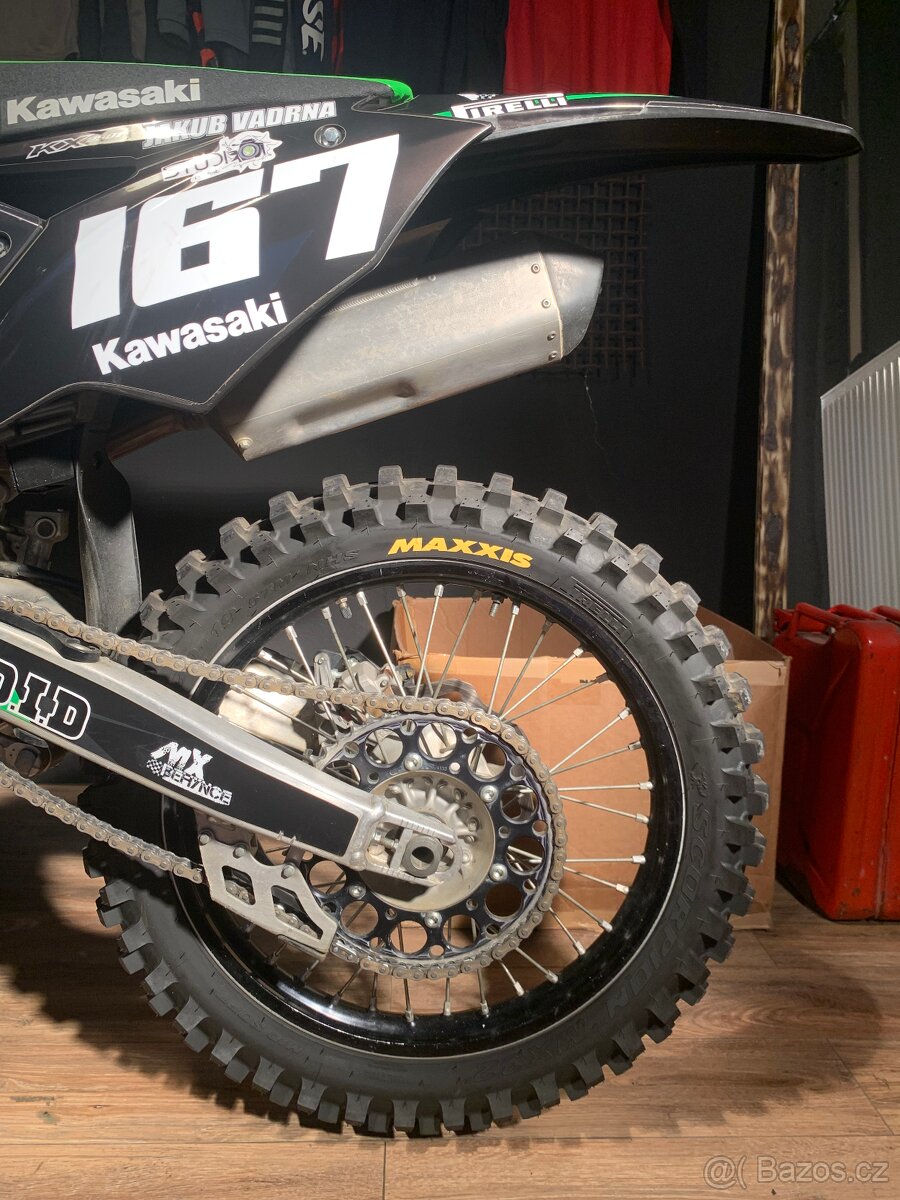 DUNLOP MAXXIS PIRELLI nálepky na pneu