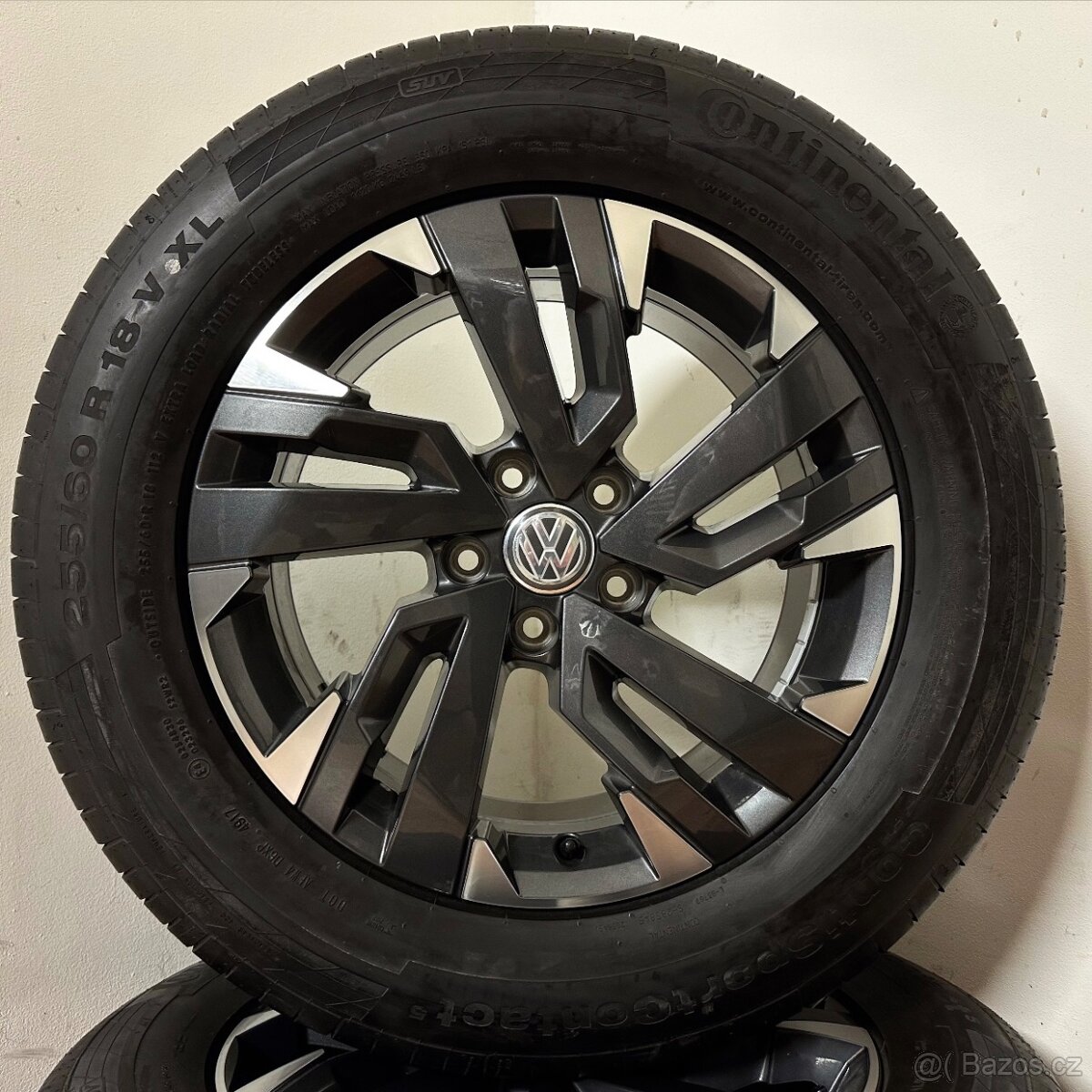 NOVÁ VW AMAROK 5x120 R18 ET45+LETNÍ 255/60R18 7,5mm