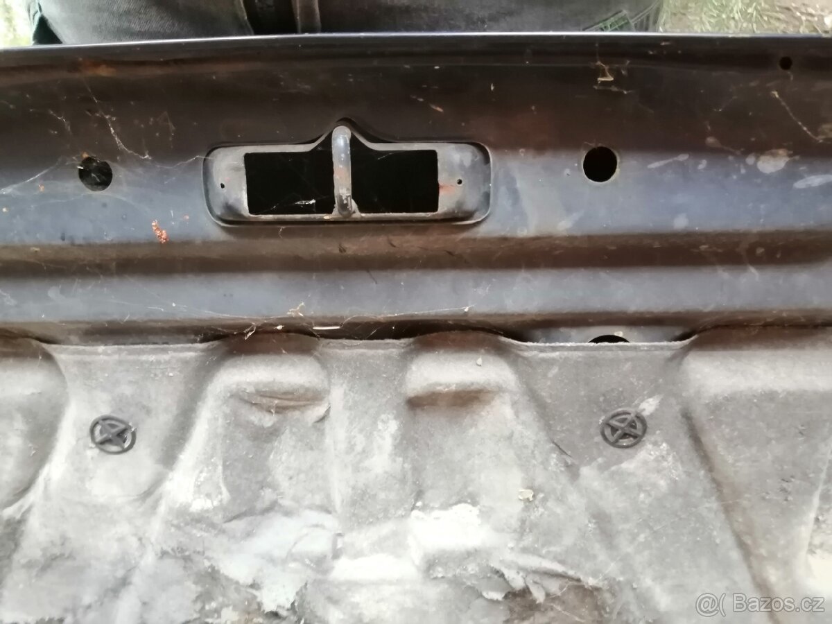Kapota Nissan Patrol GR Y60 4x4