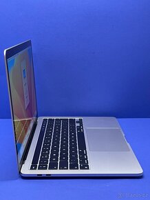 MacBook Pro 13” 2020 M1 /16GB RAM/M1/256GB SSD/ Záruka - 5