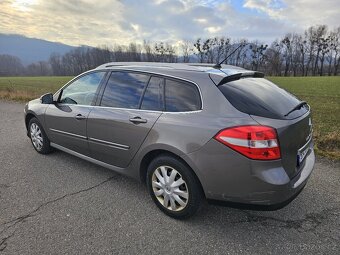 Renault Laguna III 2.0 DCi - 5