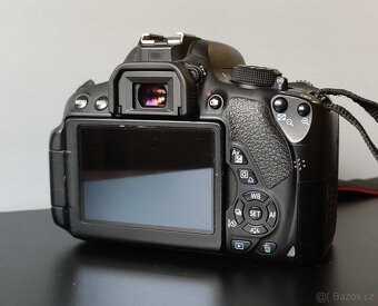 Canon EOS 700D 18-135mm STM f/3,5-5,6 50mm f/1,8 - 5