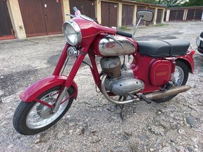 JAWA 559 Panelka 2x originál ráfek 16" obuté, pěkné, nehází - 5