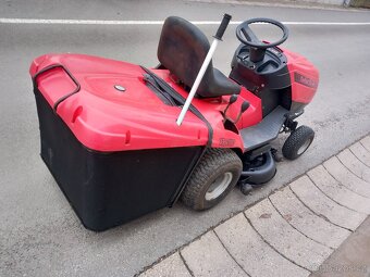 Prodám zahradní traktor Castelgarden Twin-Cut 13.5Hp - 5