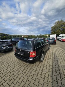 Prodám VW Passat 1.9 tdi 2004 nová stk,velice pěkný vůz - 5