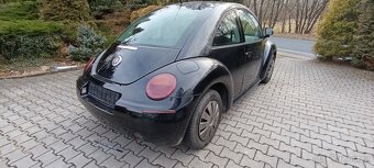 VW New Beetle 2.0i Highline - 5