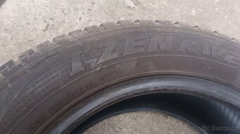 Sada nebo pár, 4x 185/65 R15 88T Kumho Izen KW23, zimní pneu - 5