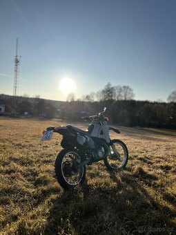 Yamaha dt125r - 5