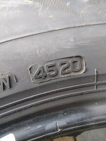 Zimní 225/65 R17 102H Bridgestone blizak LM005 - 5