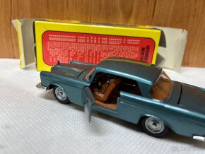 Mebetoys Mercedes 250 - 5