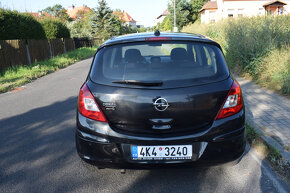 Opel Corsa D 1.4 16V SUPER VÝBAVA, 5 dveří, 64kW, rok 2013 - 5