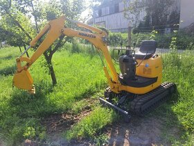 Minibagr Komatsu PC10 - 5