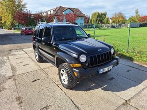 Jeep cherokee 2,8 crd 120kW manuál 6q - 5