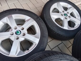 alu kola 5x112 r16 Škoda a letní 205/55/16 - 5